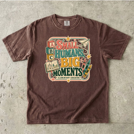 Small Humans Big Moments Elementary Teacher T-Shirt